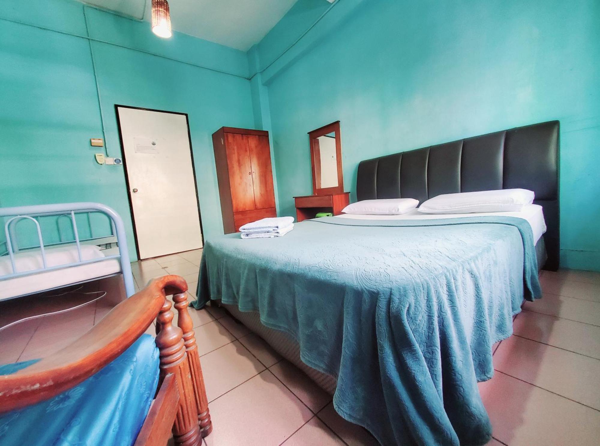 The Jesselton Cabin Sdn Bhd โกตาคินาบาลู ภายนอก รูปภาพ